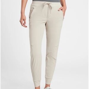 Athleta Trekkie North High Rise Joggers Size 12